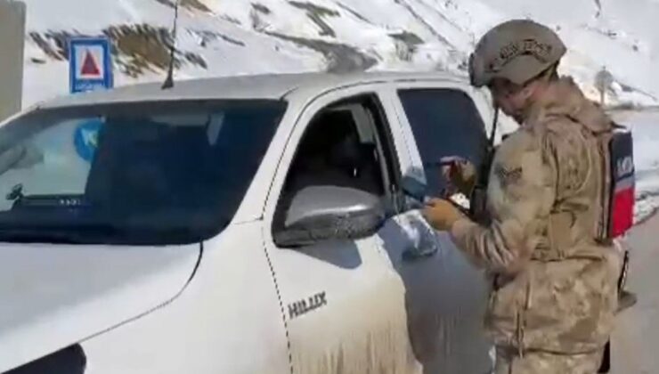 Hakkari’de izinsiz çakar lamba kullananlara 276 bin lira ceza