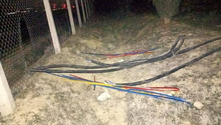 Isparta’da hırsızlar çaldıkları 1 milyon liralık bakır kablo ile suçüstü yakalandı