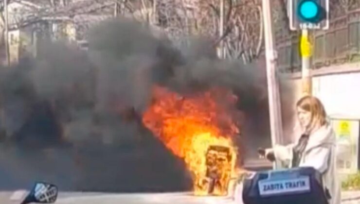 İstanbul’da elektrikli motosiklet yandı