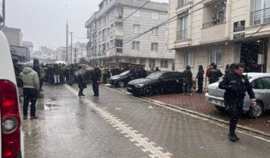 İstanbul’da karısını boğarak öldürdü