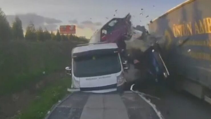 İzmir’de 1 kişinin öldüğü korkunç kaza kameraya yansıdı