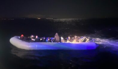 İzmir’de 28 düzensiz göçmen yakalandı