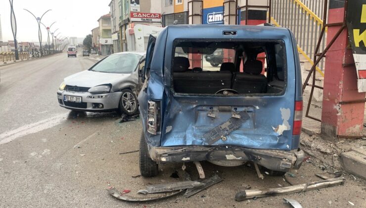 Karaman’da gizli buzlanma kazaya yol açtı: 1 yaralı