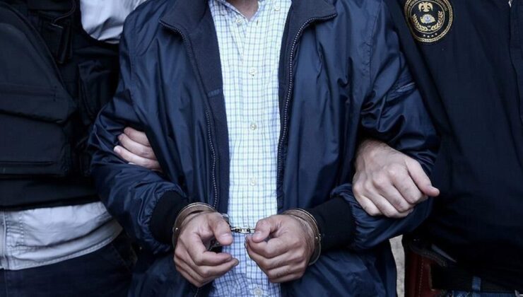 Kocaeli’de 2 şüpheli kendilerini polis olarak tanıtıp dolandırıcılık yaptı