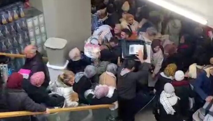 Kocaeli’de açılışı yapılan mağazada indirim izdihamı
