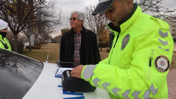 Konya’da trafik denetimi: Yakalananlar bahaneleri sıraladı