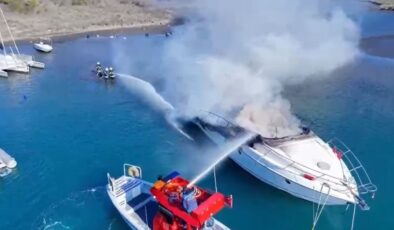 Muğla’da lüks motoryat alevlere teslim oldu