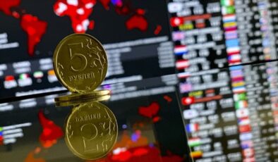 Rus rublesi ve Moskova Borsası artıda