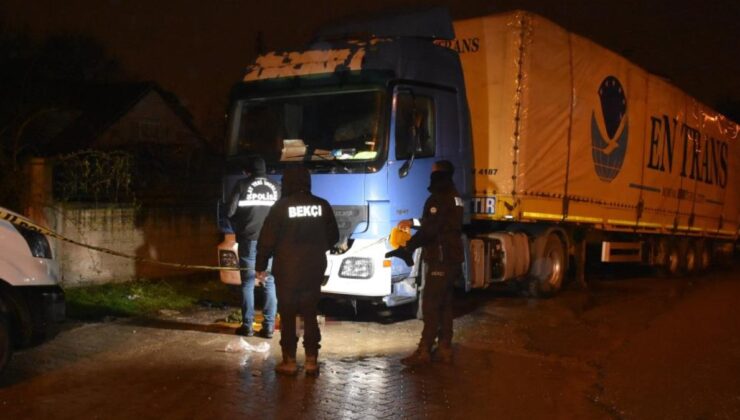 Sakarya’da tamir etmek istediği tırın altında kalan sürücü, 4 gün sonra yaşamını yitirdi