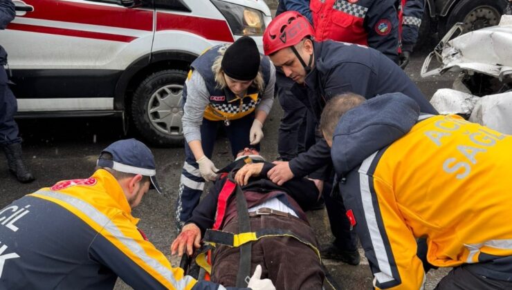 Sakarya’da yaşlı çifti ayıran kaza