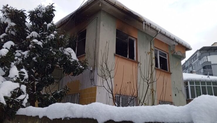 Samsun’da 2 katlı binada yangın