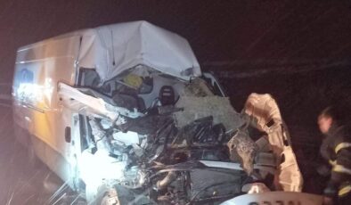 Samsun’da anne ile kızı kazada öldü