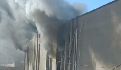 Şanlıurfa’da iş merkezinde yangın