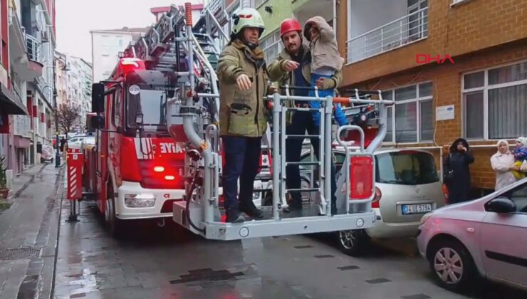 Silivri’de evde mahsur kalan 4 yaşındaki çocuk kurtarıldı