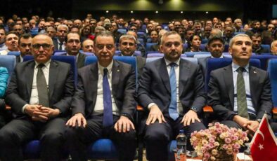 TCMB Başkanı Fatih Karahan, Uşak’ta iş dünyası ile buluştu