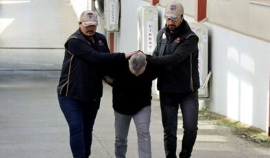 Adana’da sınav sorularını sızdıran FETÖ’cü çatı katında yakalandı