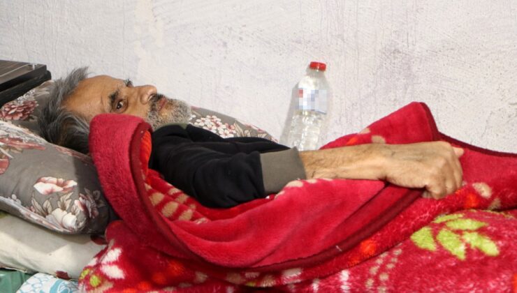 Adana’da tek başına yaşayan yatalak hastanın yaşam mücadelesi