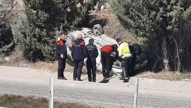 Adıyaman’da otomobil takla atarak şarampole yuvarlandı