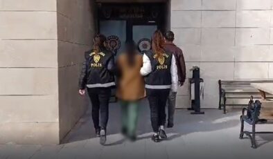 Afyonkarahisar’da para ve altın çalan iki kadından biri tutuklandı