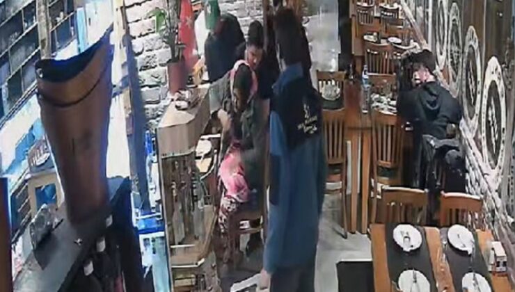 Antalya’da turistin hayatı Heimlich manevrasıyla kurtarıldı