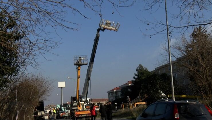 Bahçelievler’de işçiler, vinç sepetinden düştü: 4 yaralı
