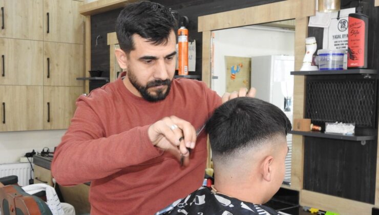 Berberlerden vatandaşlara ‘saç tıraşını son güne bırakmayın’ uyarısı