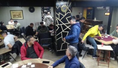 Bolu’da iftar sonrası kahvehanelere baskın: 130 kişi denetlendi