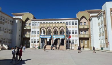 Bolu’da öğretmenin öğrencisini darbettiği öne sürüldü