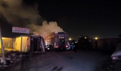 Bursa’da geri dönüşüm tesisinde yangın