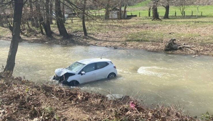 Bursa’da otomobil dereye uçtu 2 kişi yaralı