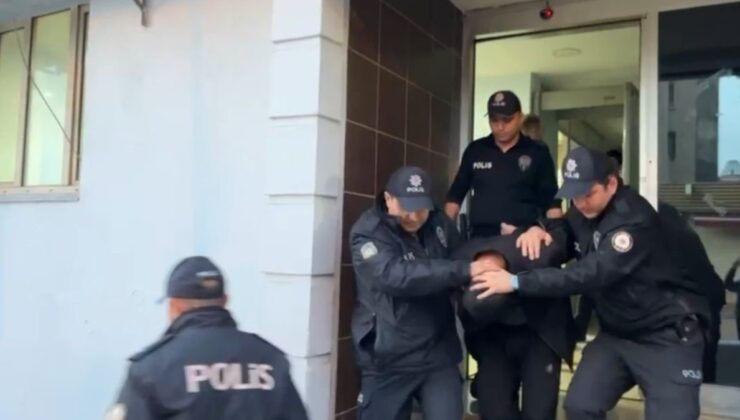 Bursa’da polisin baskın düzenlediği tarihi eser ele geçirildi