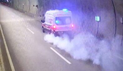 Çanakkale’de ambulans tünelde yandı