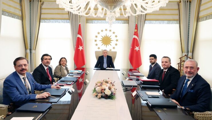 Cumhurbaşkanı Erdoğan, TVF Yönetim Kurulu Toplantısına başkanlık etti