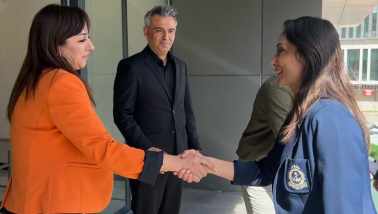 DEM Parti heyeti DİSK’i ziyaret etti