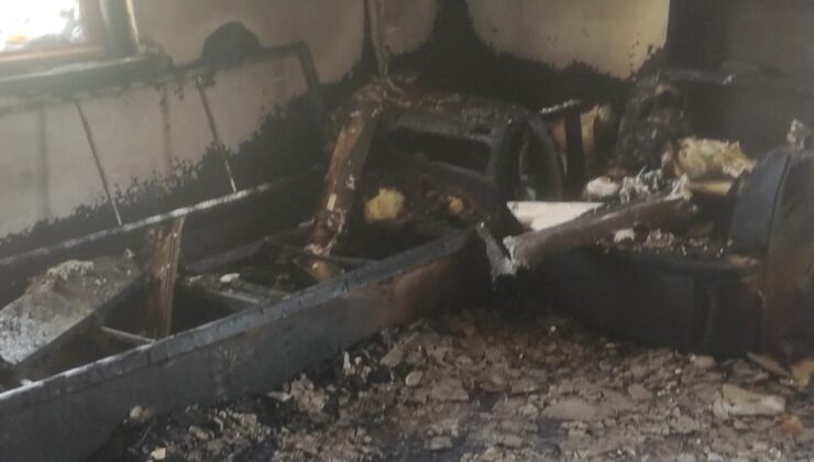 Denizli’de alevlerin arasından kurtarılan ana oğul evsiz kaldı