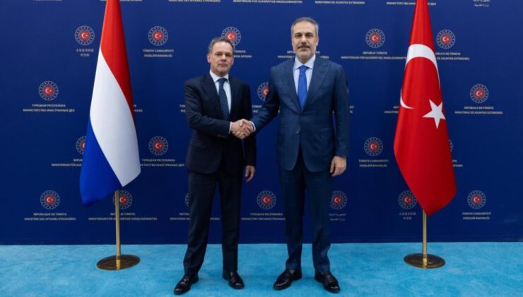 Dışişleri Bakanı Fidan, Hollandalı mevkidaşı Veldkamp ile görüştü