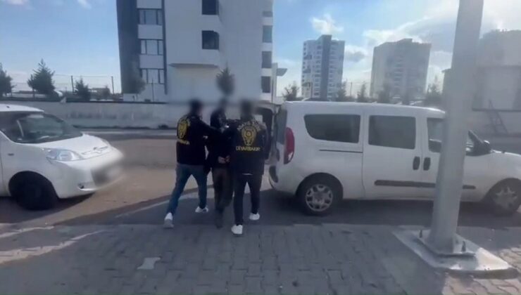 Diyarbakır’da takip ettiği kadınları görüntüleyen sapık yakalandı