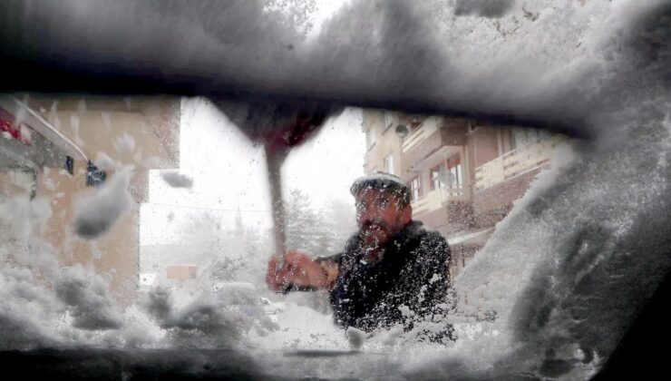 Erzurum’da 416 yerleşim yerinin yolu ulaşıma kapandı