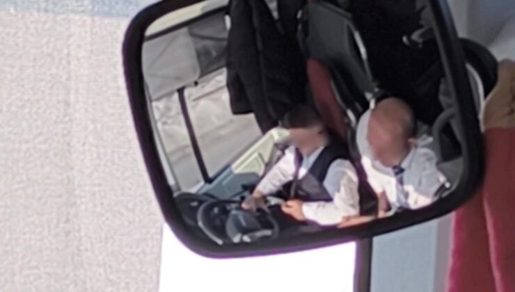 Erzurum’da otobüs şoförü seyir halindeyken telefonla mesajlaştı