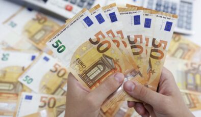 Euro tarihi zirveyi gördü: 40 lirayı geçti