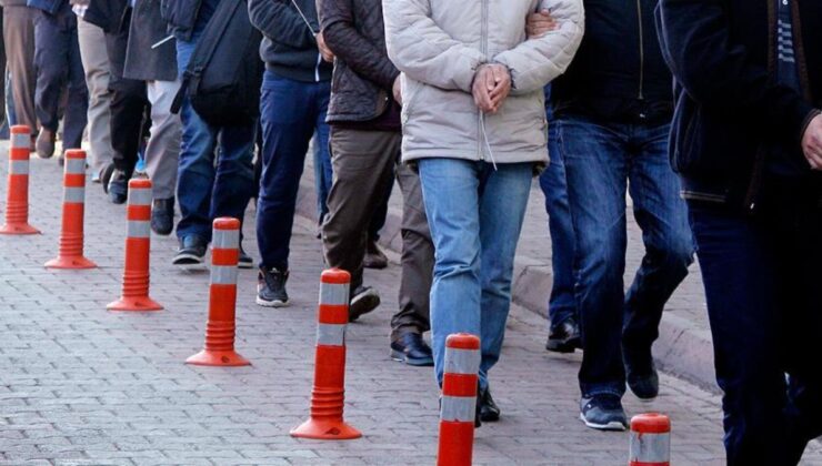 Isparta’da kendilerini polis ve savcı diye tanıtarak 980 bin TL vurgun yaptılar