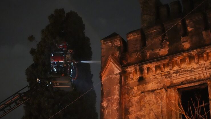 İstanbul Sarıyer’deki tarihi Topçu Karakolu alev alev yandı