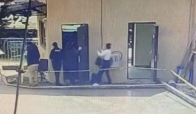 İstanbul’da erkek arkadaşının üstünü arayan polise saldırdı