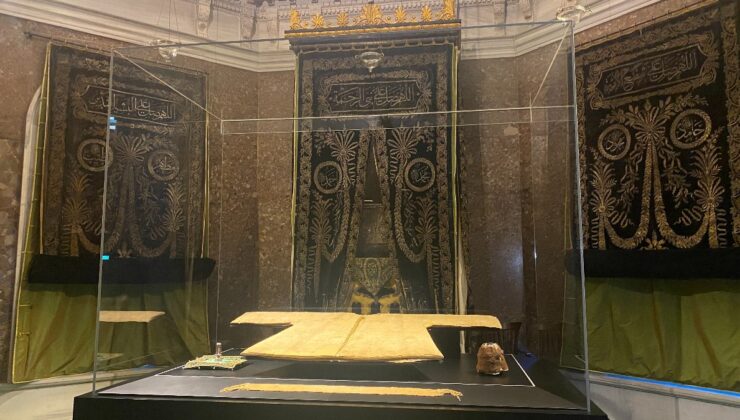 İstanbul’da Hırka-i Şerif’in ziyaret hazırlıkları tamamlandı