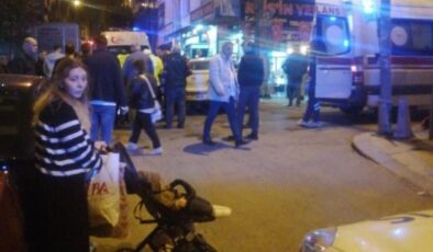 İstanbul’da kaza yapan otomobil kıraathaneye daldı: 6 yaralı