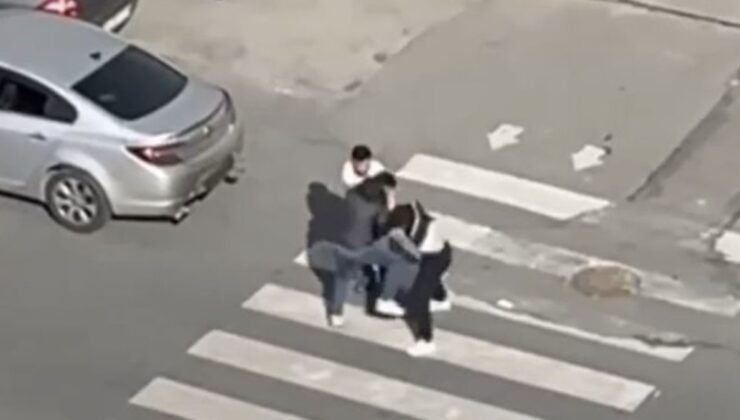 İstanbul’da trafikte kavga etti, ardından arabayla çarpıp kaçtı