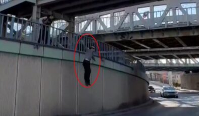 İstanbul’da üst geçidin altından geçmeye çalışırken 2 bacağını kırdı