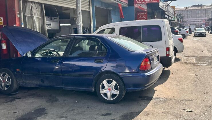 İstanbul’daki kaportacılar kar mesaisinde