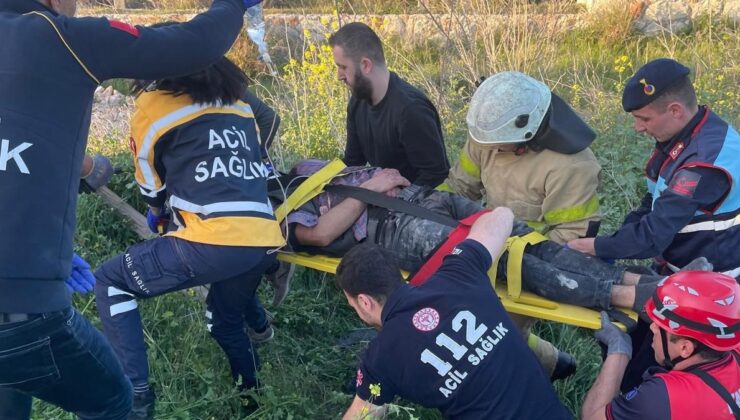 İzmir’de otomobil şarampole devrildi