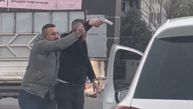 Kahramanmaraş’ta iki sürücü arasında silahlı kavga